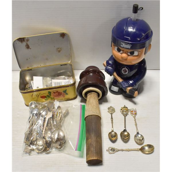 BOX OF MISC COLLECTIBLES