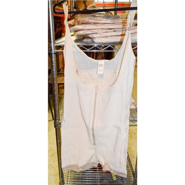 WOMENS SEAMLESS FIRM CONTROL SHAPEWEAR SIZE 3XL