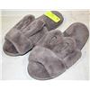 Image 1 : BUNNY SLIPPERS SIZE 9-10