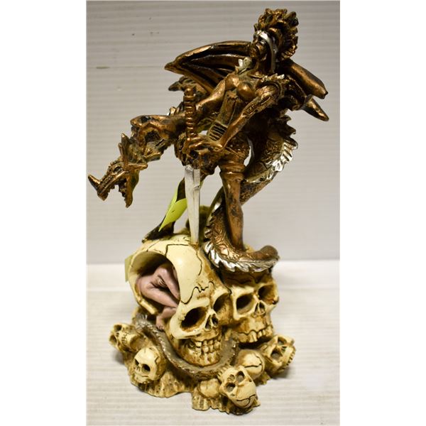 DESIGN TOSCANO DRAGON OF STONEBRIDGE SWORD HOLDER