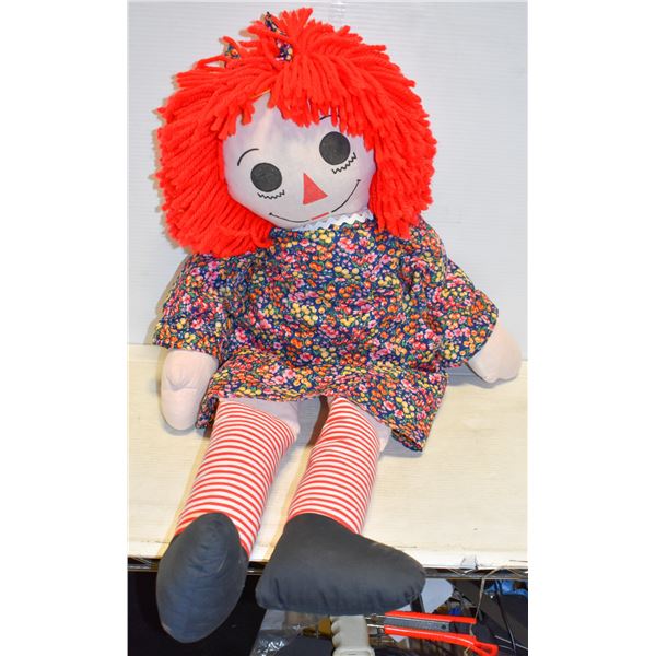 VINTAGE RAGGEDY ANN DOLL- 3' TALL