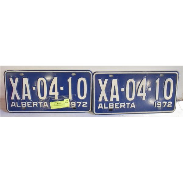 1972 VINTAGE LICENSE PLATES- SET OF 2