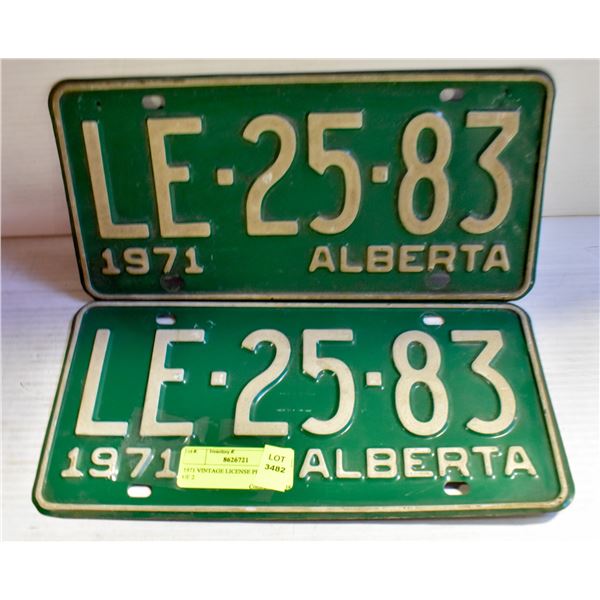 1971 VINTAGE LICENSE PLATES- SET OF 2