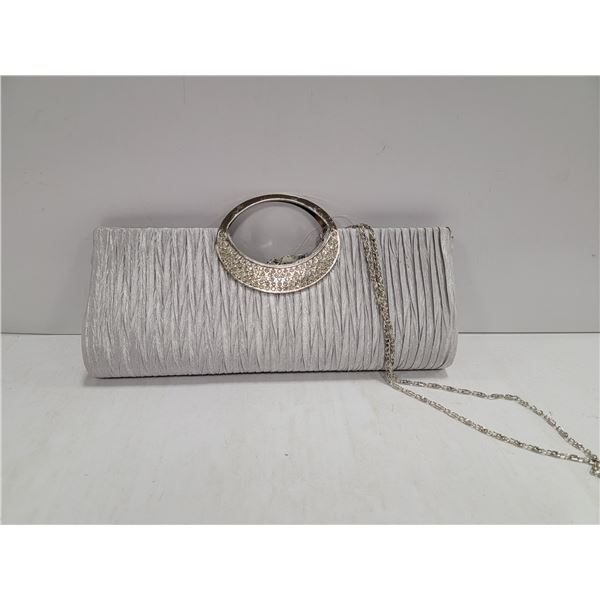NEW SILVER RHINESTONE EVENING BAG