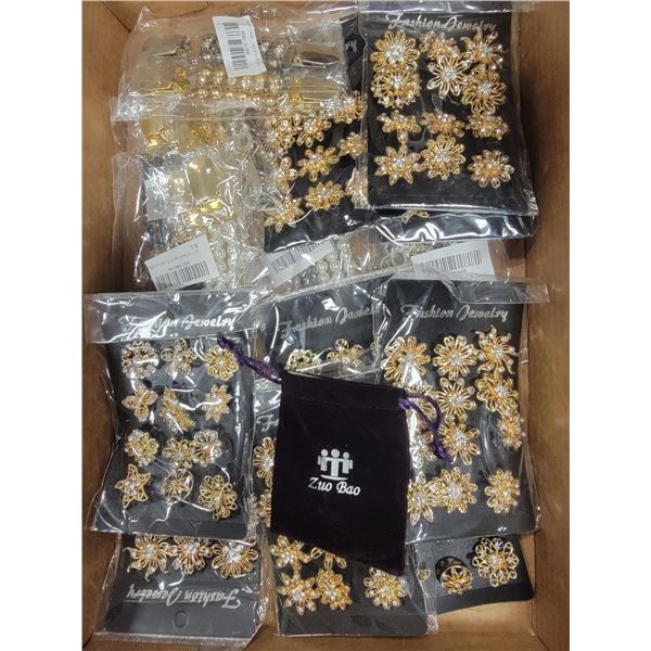 FLAT OF FASHION PINS & MORE