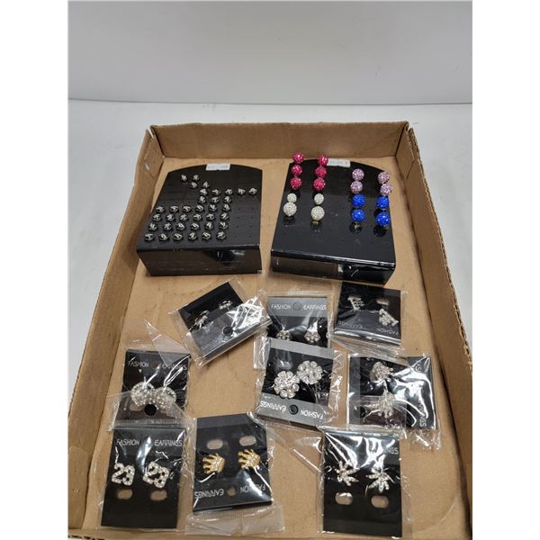 FLAT OF NEW FASHION JEWELLERY