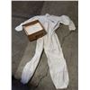 Image 1 : CASE OF 25 DISPOSABLE COVERALLS SIZE 3XL