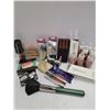 Image 1 : LARGE BAG OF VARIOUS NEW MAKEUP