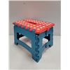 Image 1 : FOLDING STEP STOOL