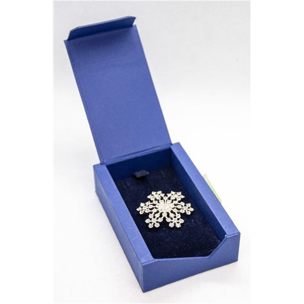 AUTHENTIC SWAROVSKI CRYSTAL PENDANT - SNOWFLAKE