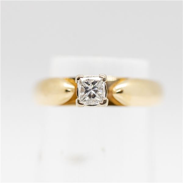 14K YELLOW AND WHITE GOLD DIAMOND SOLITAIRE RING