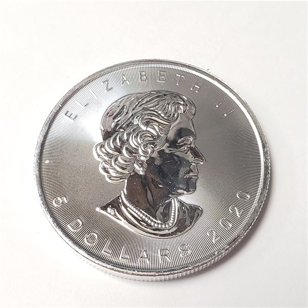 BZ802-35 FINE SILVER 9999 1OZ CANADA 5 DOLLAR COIN