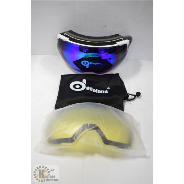 NEW IDOL AND SKI-GOGGLES WITH EXTRA LENSES