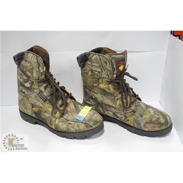 SURVIVOR CAM MENS BOOTS SIZE 13 PREVIOUSLY OWNED