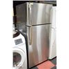 Image 1 : GE STAINLESS STEEL FRIDGE 16 CU FT 64" X 28" X 31"