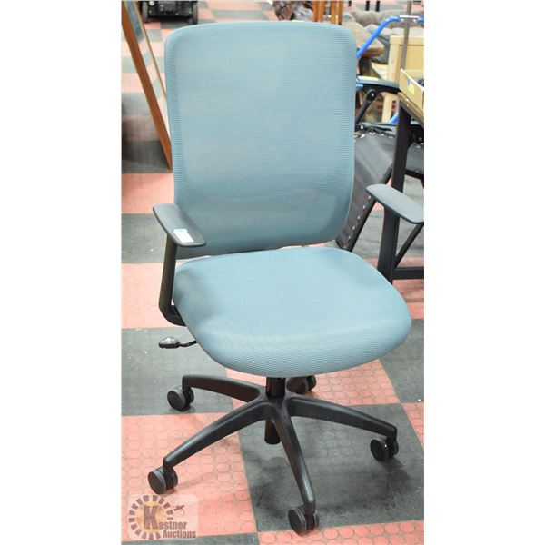 NEWLY ASSEMBLED ERGONOMIC OFFICE CHAIR