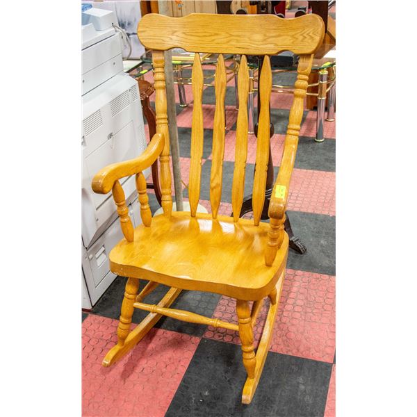 WOODEN ROCKING CHAIR