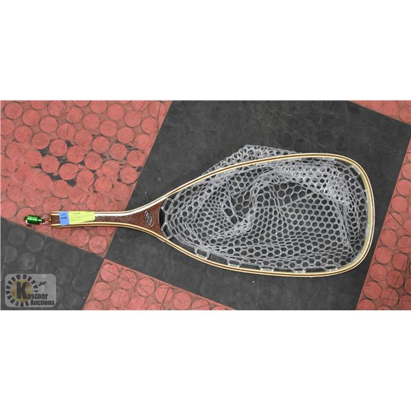 WOODEN AND RUBBER NETTED FLY FISHING LANDING NET