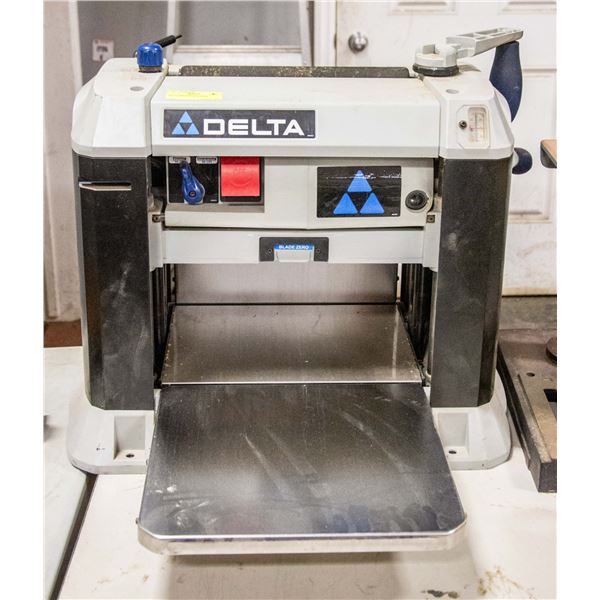 DELTA THICKNESS PLANER
