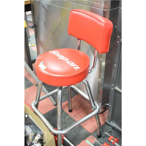 SNAP ON STOOL - HAS TEAR ON SEAT