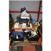Image 1 : PALLET OF ASSORTED ESTATE MISC