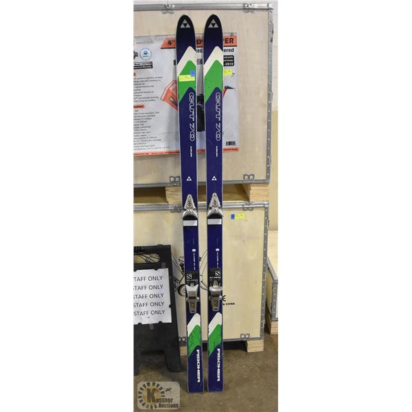 FISHER CUT 70 DOWNHILL SKIS 170 CM.