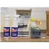 Image 1 : CASE WITH COMMERCIAL WINDEX & APPLICATOR BOTTLES