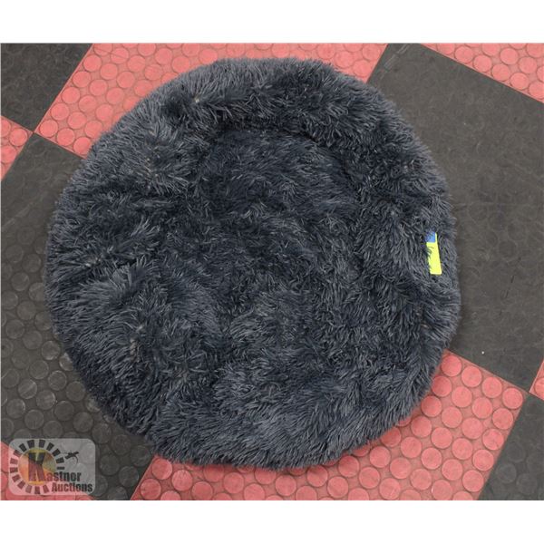 NEW BLUE/GREY 27.6" WIDE DONUT PET BED WITH