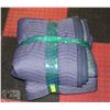 Image 1 : BUNDLE WITH 2 HEAVY DUTY QUILTED MOVING