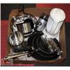 Image 1 : BOX WITH CROCKPOT, COFFEE GRINDER, 3-PANS
