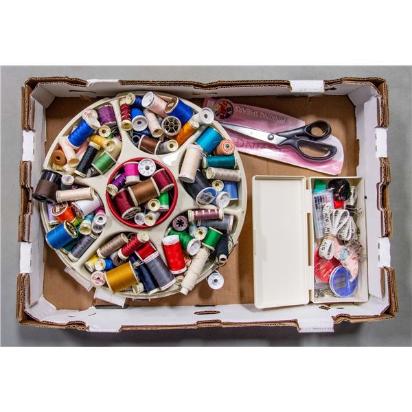 FLAT WITH TUPPERWARE WITH LID FULL OF VARIOUS