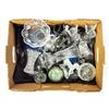 Image 1 : BOX WITH ART GLASS & CRYSTAL INCLUDING A
