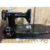 Image 2 : SINGER FEATHERWEIGHT CENTURY EDITION SEWING MACHINE 