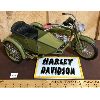 Image 1 : HARLEY-DAVIDSON MILITARY DRAB 1:6 SCALE DIECAST MODEL 