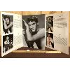 Image 2 : ELVIS PRESLEY - THE CLASSIC POSTER BOOK