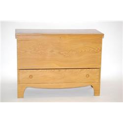 NEW ENGLAND GRAIN PAINTED 1 DRAWER BLANKET CHEST - 19TH CENT