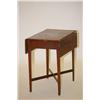 Image 2 : NEW ENGLAND HEPPLEWHITE PEMBROKE TABLE - DIMINUTIVE MAHOGANY