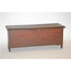 PAINTED NEW ENGLAND BLANKET BOX - 18TH-EARLY 19TH CENT. PINE