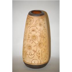 9" WELLER ART POTTERY VASE - WELLER CLAYWOOD PATTERN (SERIES