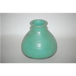 3 3/4" TECO ART POTTERY VASE - TECO MATTE GREEN SQUATTY BULB