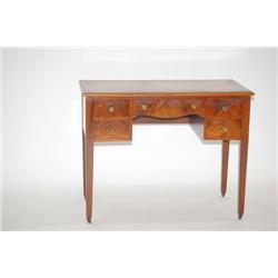 HEPPLEWHITE STYLE WRITING DESK - MAHOGANY DESK W/ 2 BANKS OF