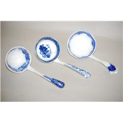 LOT (3) FLOW BLUE SAUCE LADLES - (3) 6 3/4" VICTORIAN FLOW B