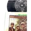 Image 2 : Autograph Beatles 12" Vinyl