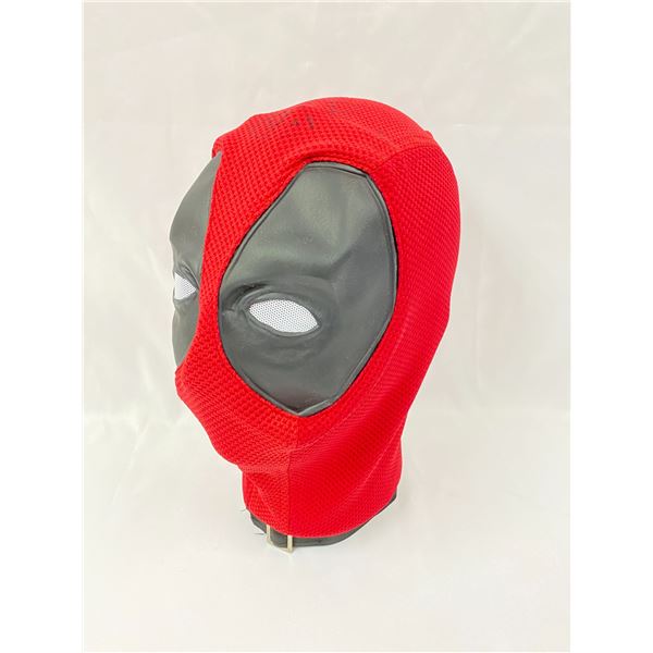 Deadpool Stan Lee  Autograph Signed Mask