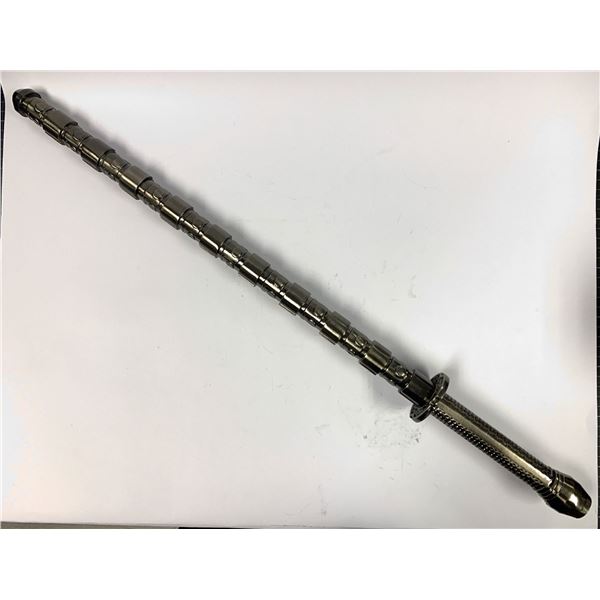 Autograph Signed Black Widow Beaton