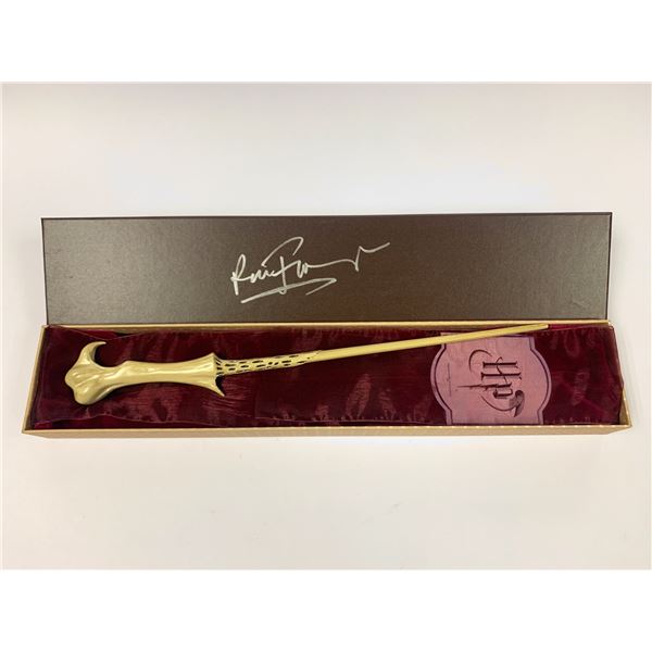 Autograph Signed Ralph Fiennes Wand