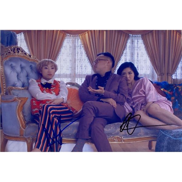 Autograph Signed Crazy Rich Asians Photo