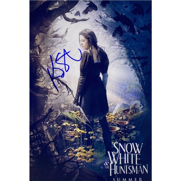 Autograph Signed Snow White and the Huntsman Photo