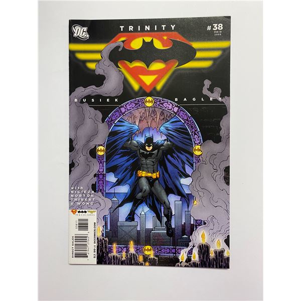 DC Trinity 38 Comic Book