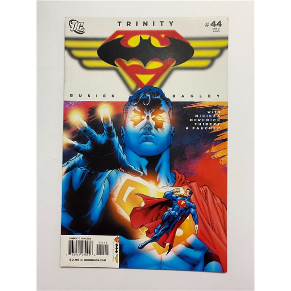 DC Trinity 44 Comic Book